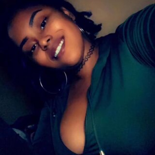 Queenleslie Queenleslie
